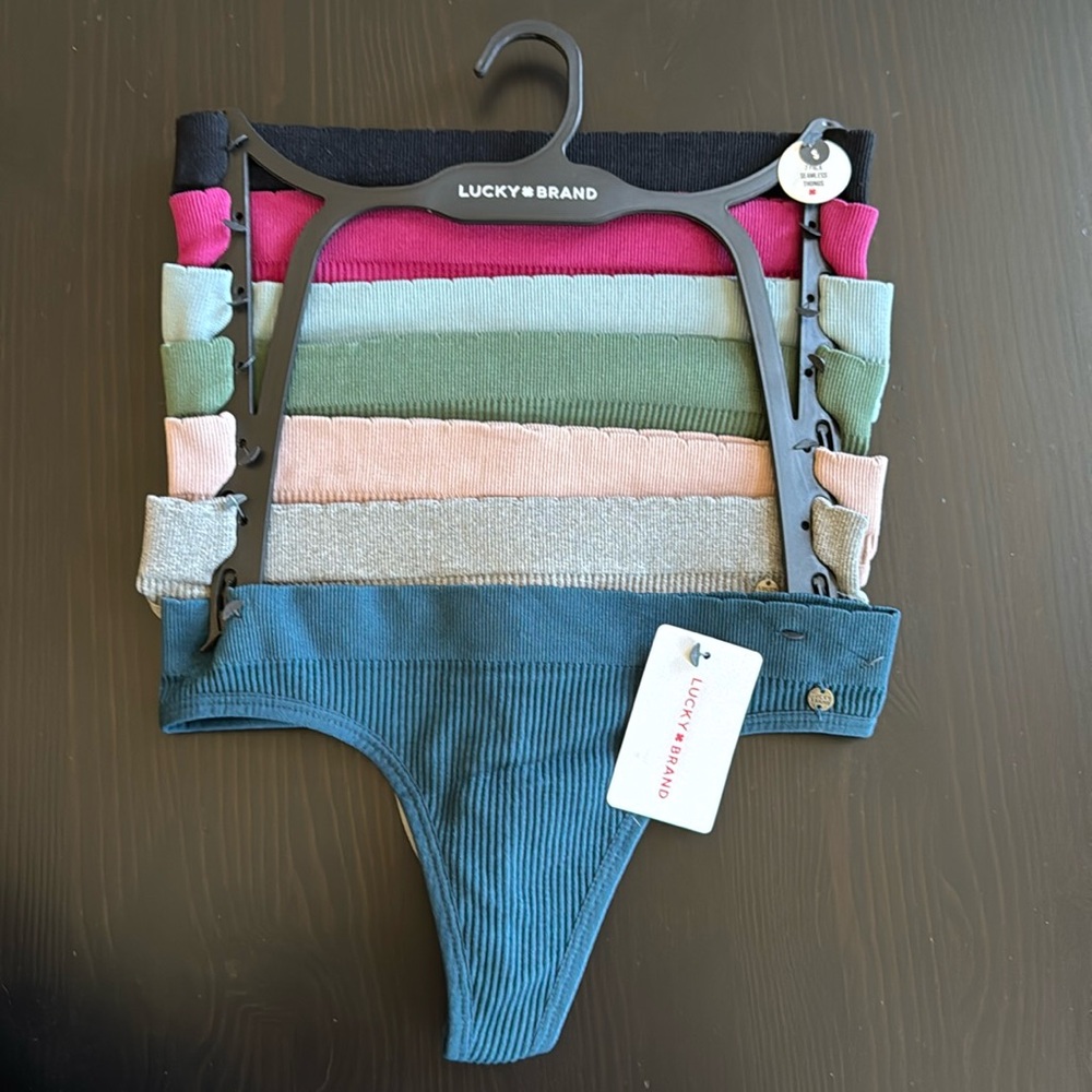 Lucky Brand Seamless Thongs 7 Pack New with Tags Size Smalll